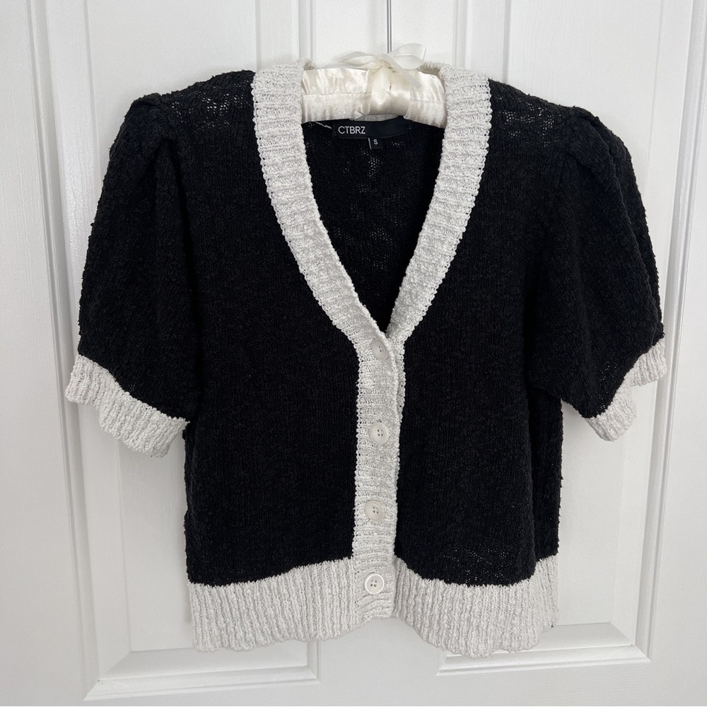 W Concept Puff Short-Sleeved Crop Cardigan